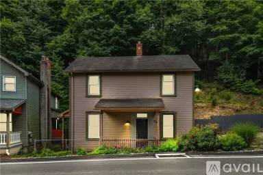 Main picture of 203 Coal Valley Rd