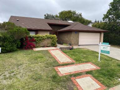 Main picture of 920 Daisy Ave