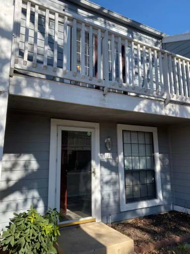 Main picture of 1037 E 57th Pl