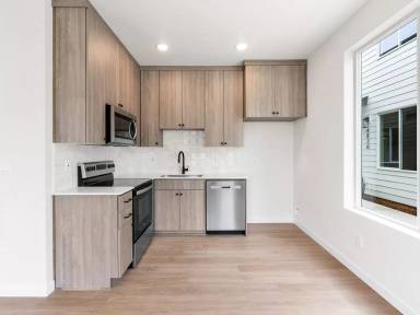Main picture of 4806 SE 62nd Ave