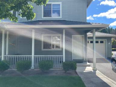 Main picture of 1047 Garfield St
