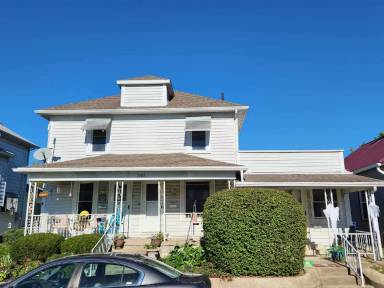 Main picture of 1103 Nicklin Ave