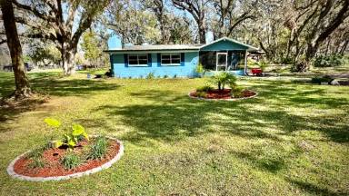 Main picture of 11031 Circle S Rd