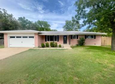 Main picture of 409 Sharron Dr