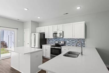 Main picture of 413 Sunfish Ln