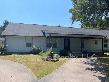 Main picture of 11870 Spencer Jones Rd
