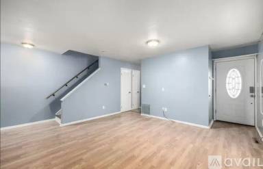 Main picture of 8023 Wolff St