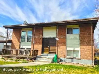 Main picture of 2946 S Alane St