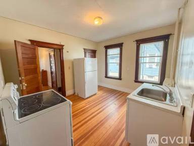 Main picture of 18 Newton St