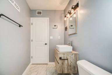 Main picture of 7217 N 36th Ln