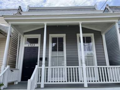 Main picture of 1723 N 21st St