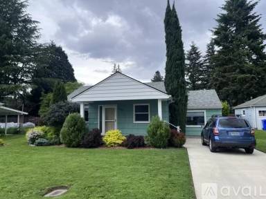 Main picture of 4578 NE 78th Pl