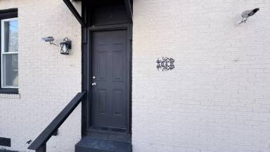 Main picture of 504 E Franklin St