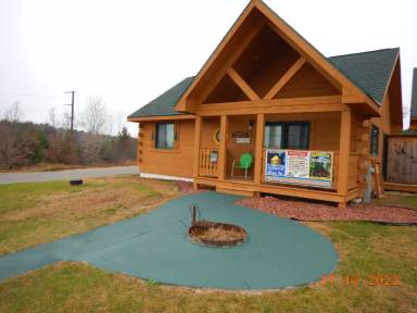 Main picture of 424 Overlook Ct