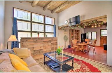 Main picture of 7617 Guadalupe Trl NW