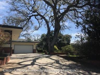 Main picture of 5825 Venado Ave