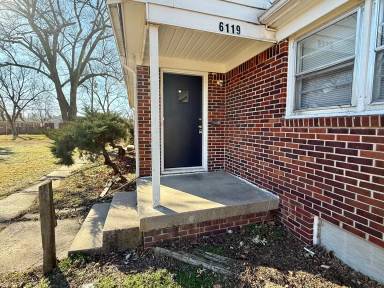 Main picture of 6119 E Boston St