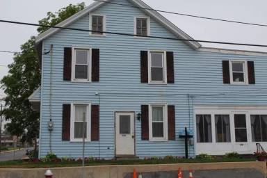 Main picture of 35 S Custer Ave