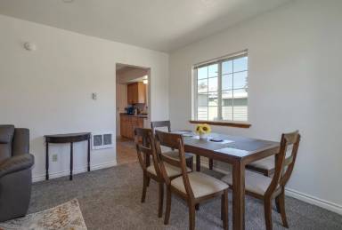 Main picture of 810 Nestucca Ave