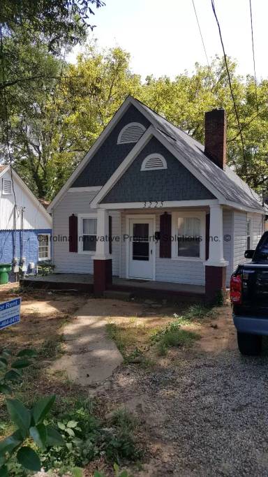 Main picture of 3225 Rogers St