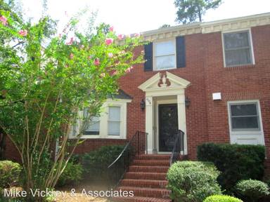 Main picture of 604 Crown Point Dr