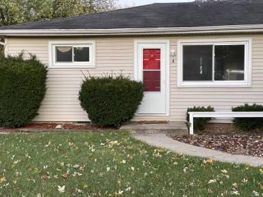 Main picture of 902 Walnut St