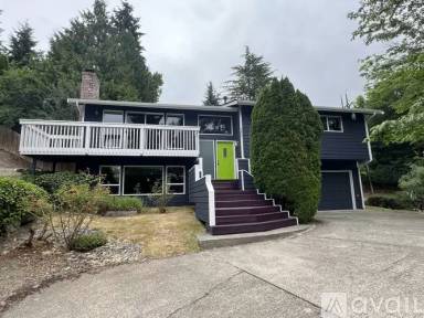 Main picture of 9806 159th Pl NE