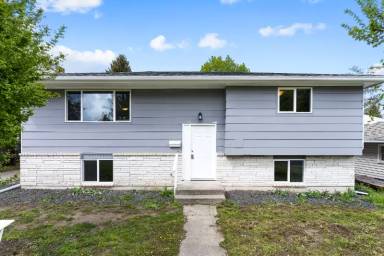 Main picture of 1116 W Bismark Ave