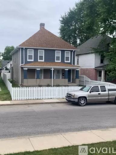Main picture of 562 N Keystone Ave
