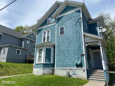 Main picture of 24 Clayton Ave