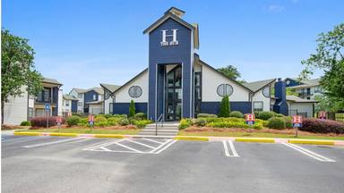 Main picture of The Hub at Auburn Apartment Homes