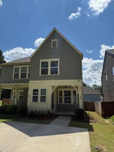 Main picture of 1003 Wainwright Ave