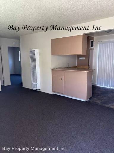 Main picture of 39 Sherwood Dr