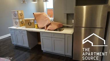 Main picture of 2031 W 23rd St