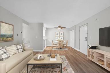 Main picture of Heritage Village & Bay Ridge at Nashua Apartments