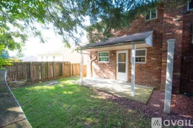 Main picture of 733 Cribbs St