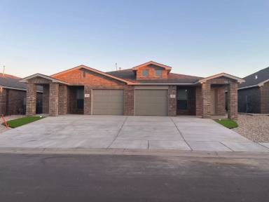 Main picture of 405 E 21st St