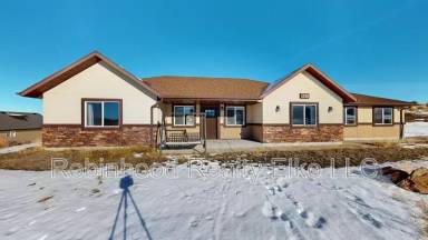Main picture of 963 Alpine Dr