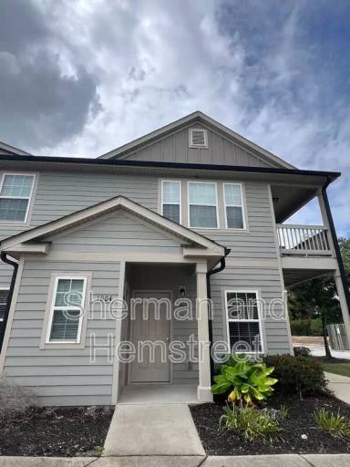 Main picture of 1003 Joiner Cir