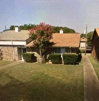 Main picture of 5011 Maryanna Way