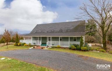 Main picture of 2331 Oak Hill Rd