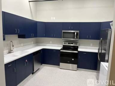 Main picture of 107 W Center St