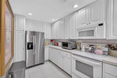 Main picture of 213 Barcelona Dr