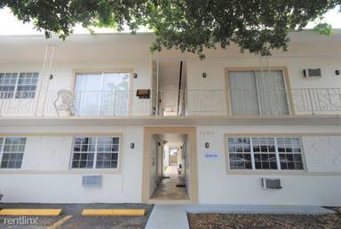 Main picture of 1190 71st St