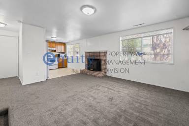 Main picture of 4305 S Phillips Ln
