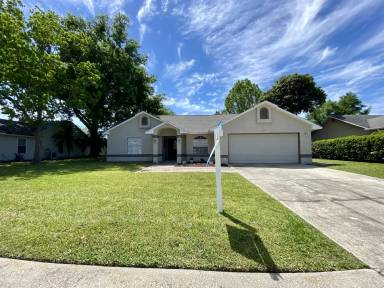 Main picture of 1018 Spring Landing Dr