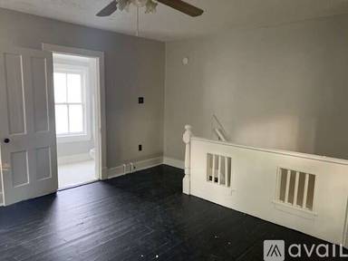 Main picture of 103 N Centre St