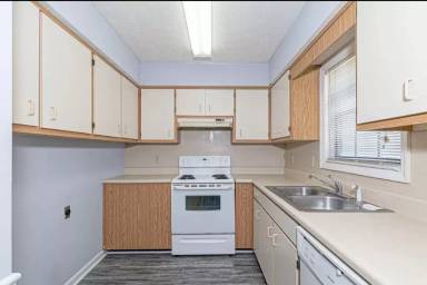 Main picture of 2215 17th Ave