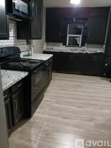Main picture of 221 W Willow Ave