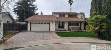 Main picture of 123 Corrinne Ct